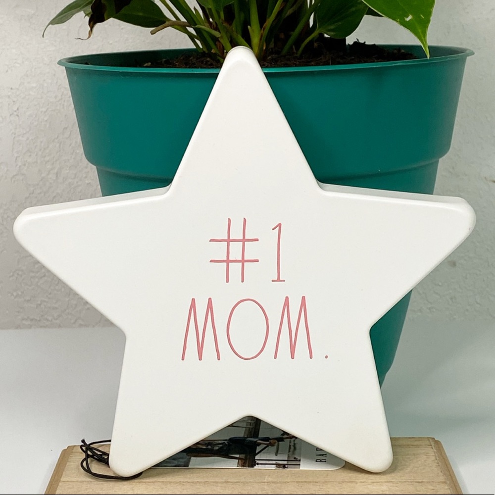 Rae Dunn #1 MOM STAR